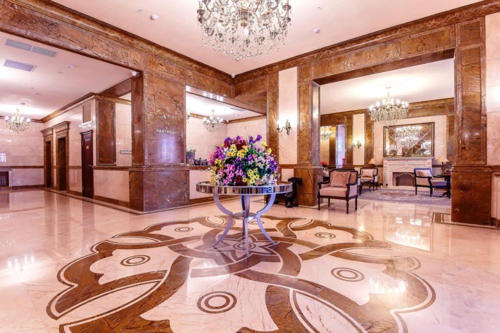 Alanda Hotel & Apartments