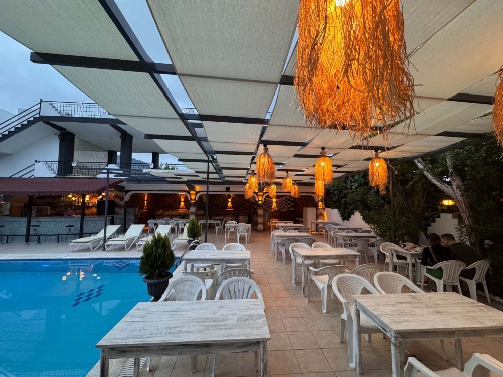BEGONYA HOTEL