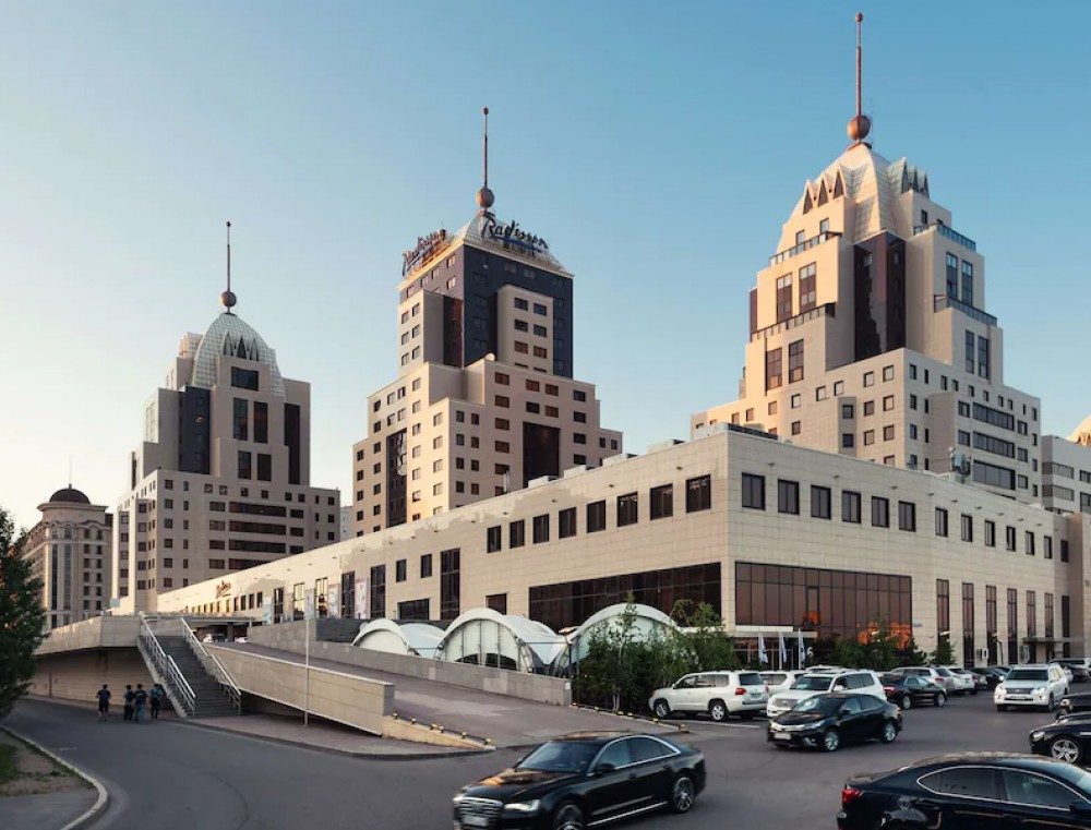 Фото отеля Radisson Astana