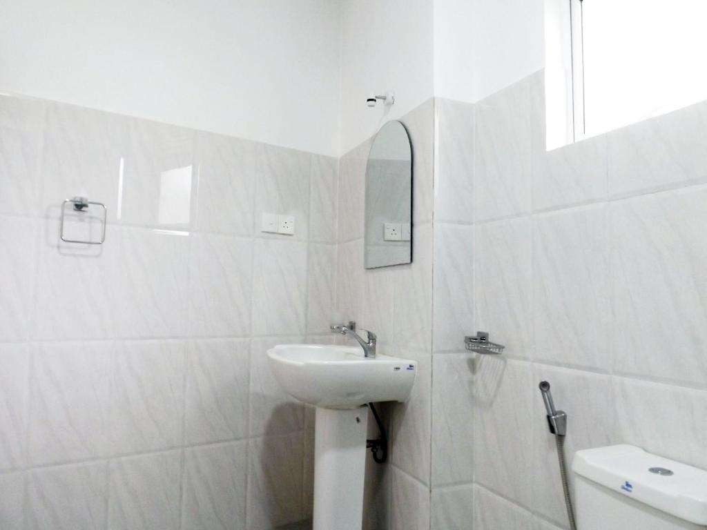 Diana Resort Hikkaduwa
