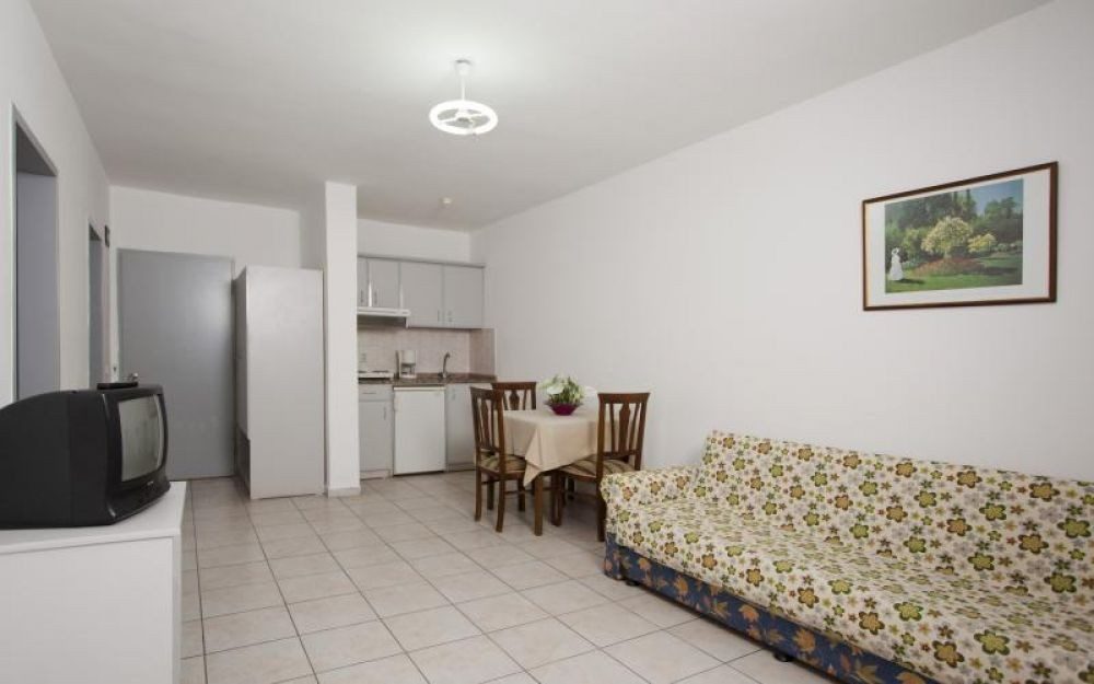 KLEOPATRA AYTUR APART APART HOTEL