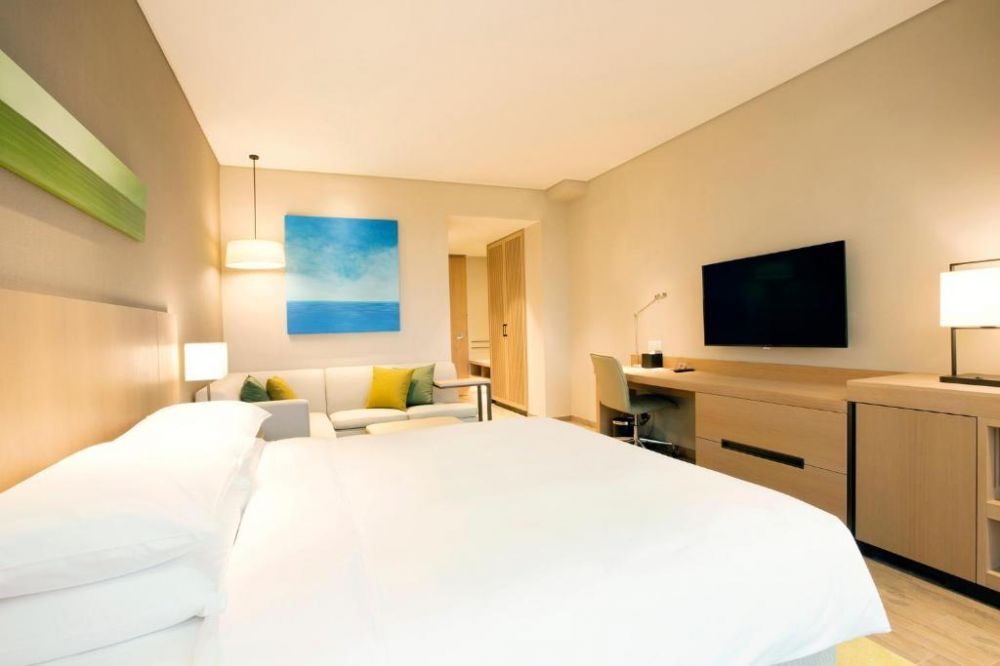 Hyatt Place Sanya City Center