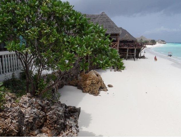 Langi Langi Beach Bungalows