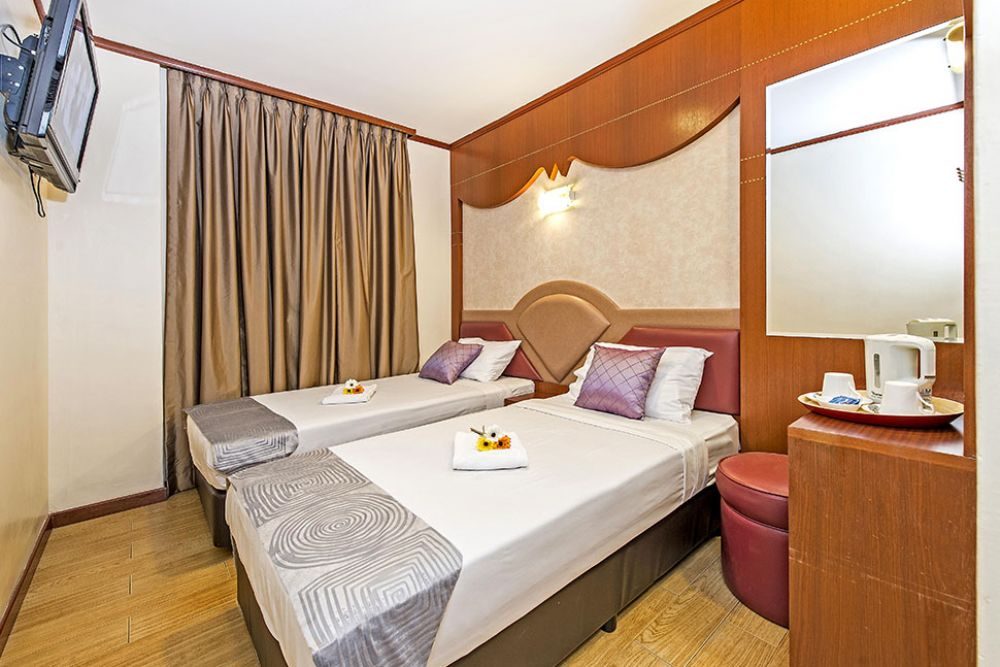 Фото отеля Hotel 81 Palace