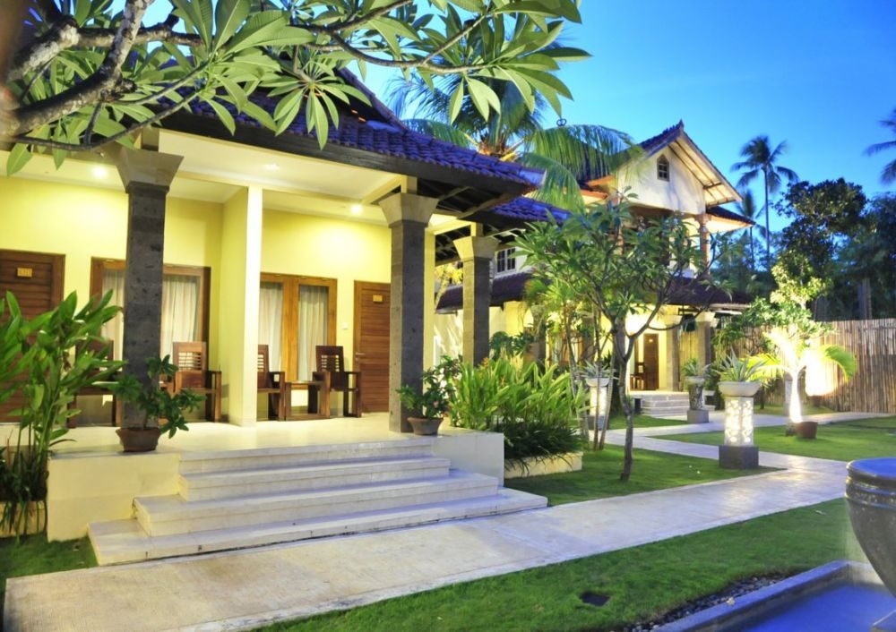 Фото отеля Adhi Jaya Hotel
