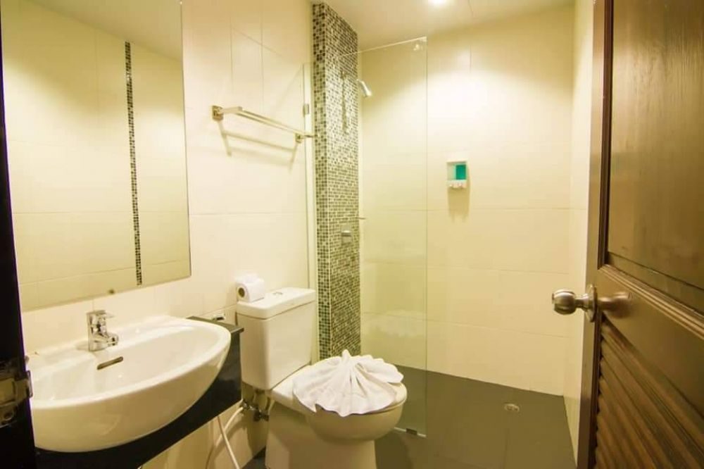 PATONG HEMINGWAYS HOTEL