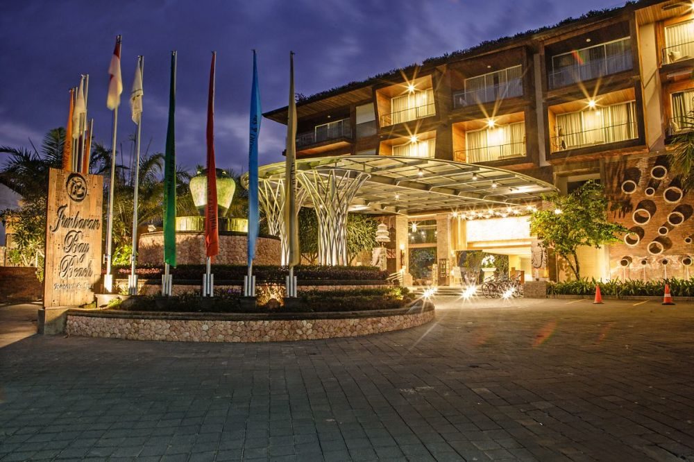 Jimbaran Bay Beach Resort & Spa