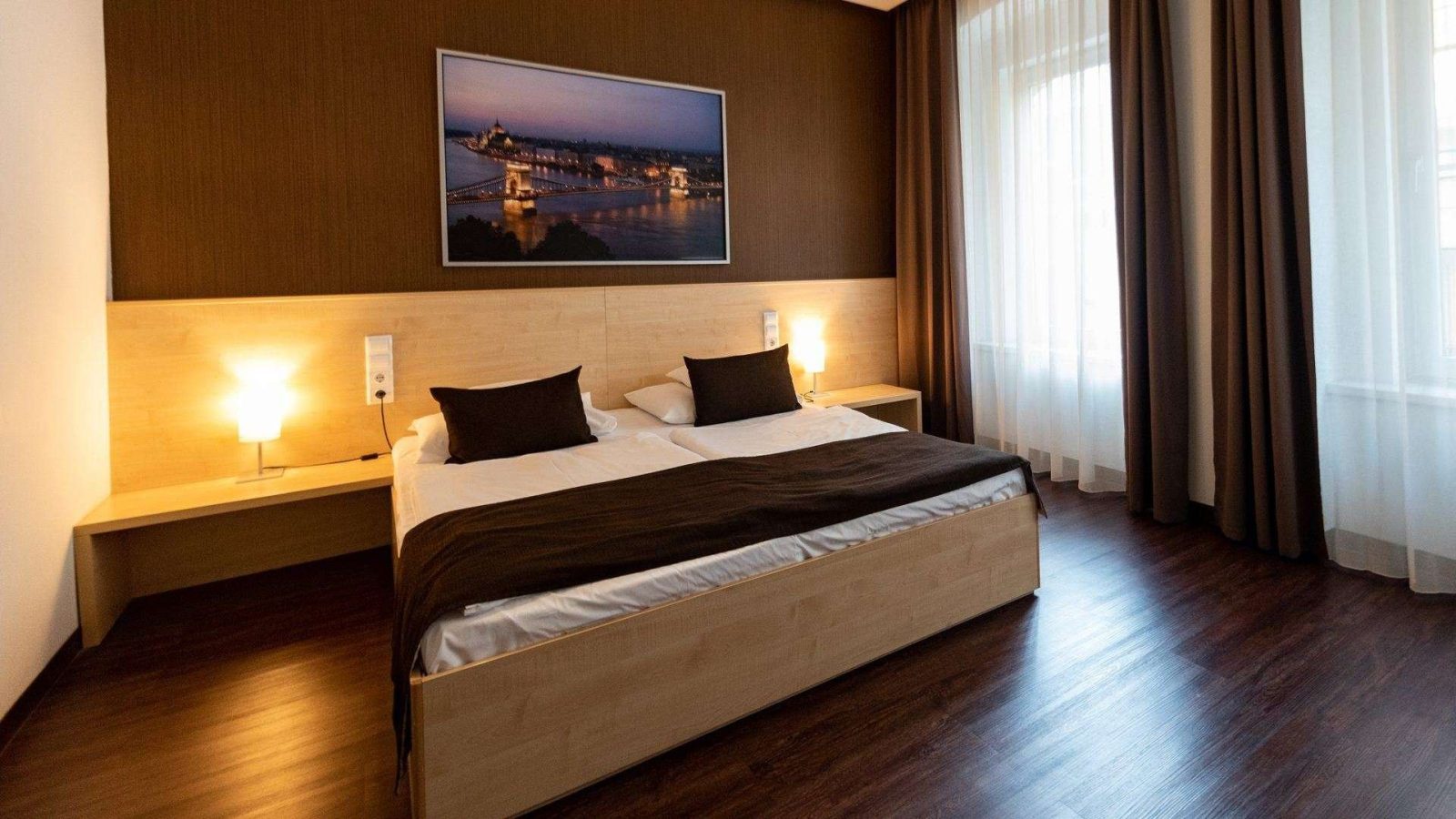 Promenade Сity Hotel