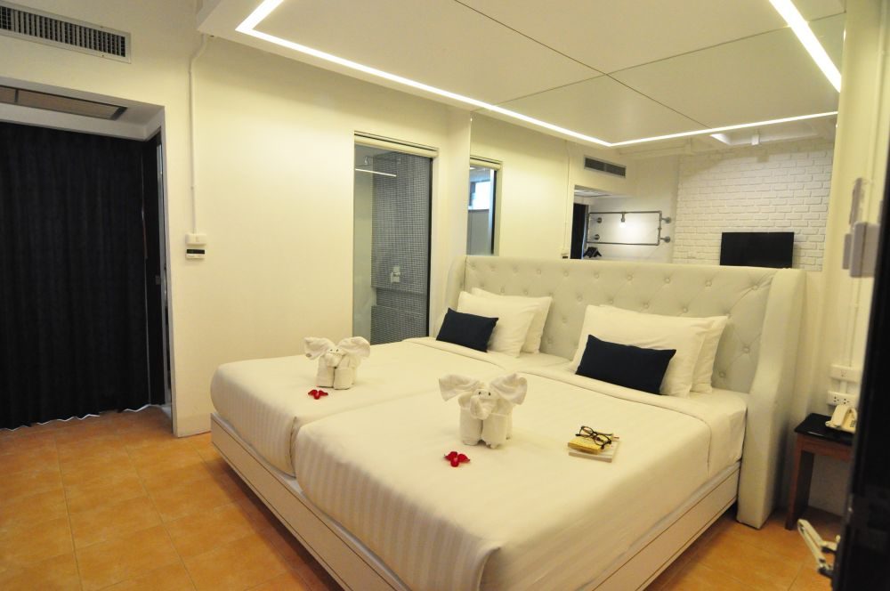 FORTY WINKS PHUKET