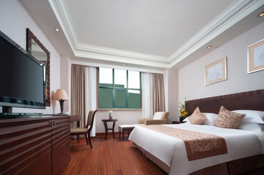 Baohong Hotel