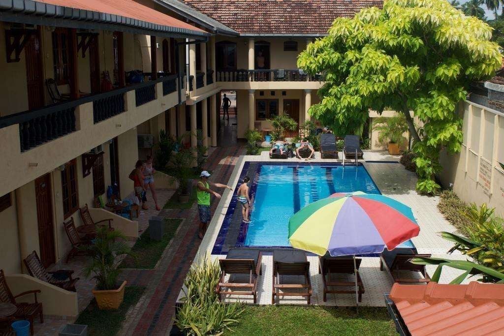 Drifters Hotel