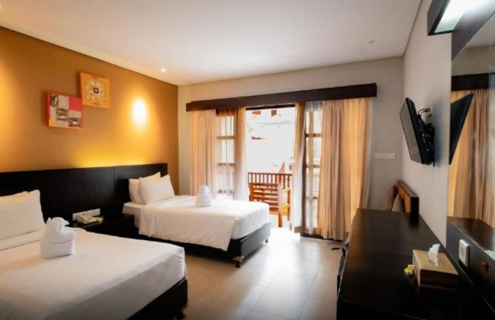 Fourteen Roses Beach Hotel