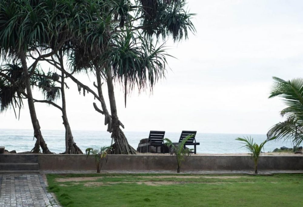 Blue Wave Beach Villa