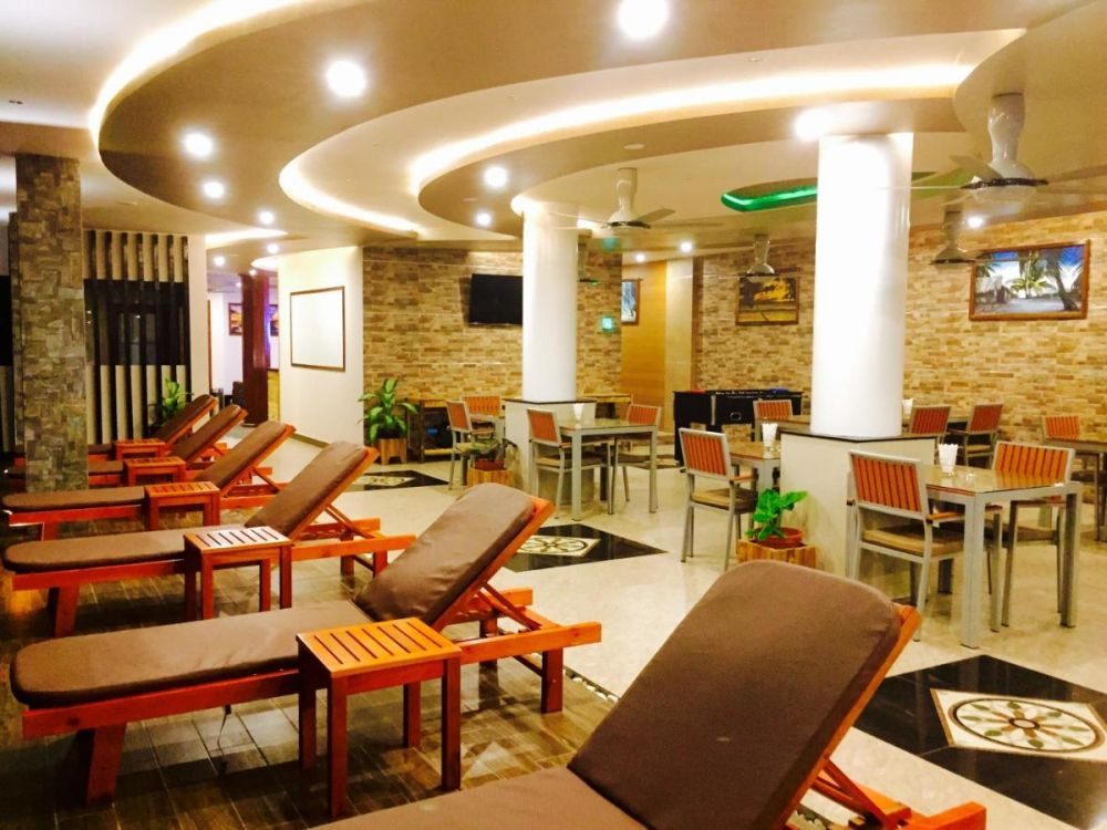 Triton Beach Hotel