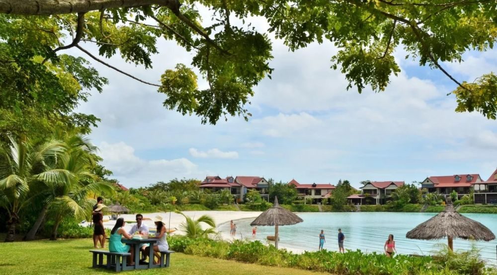 Eden Island Luxury Accommodation