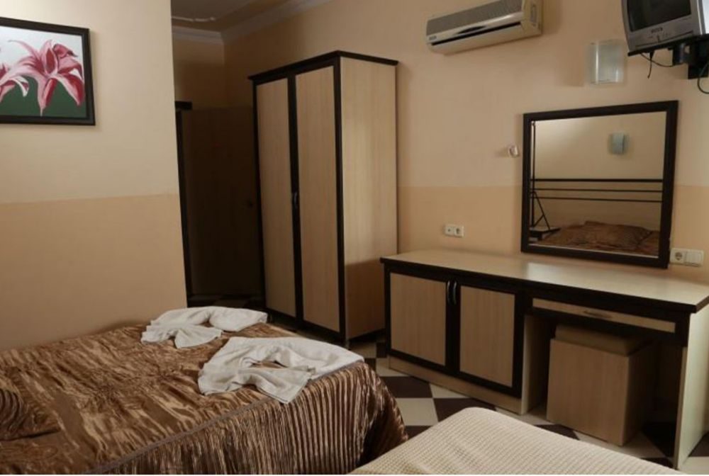 BEGONYA HOTEL