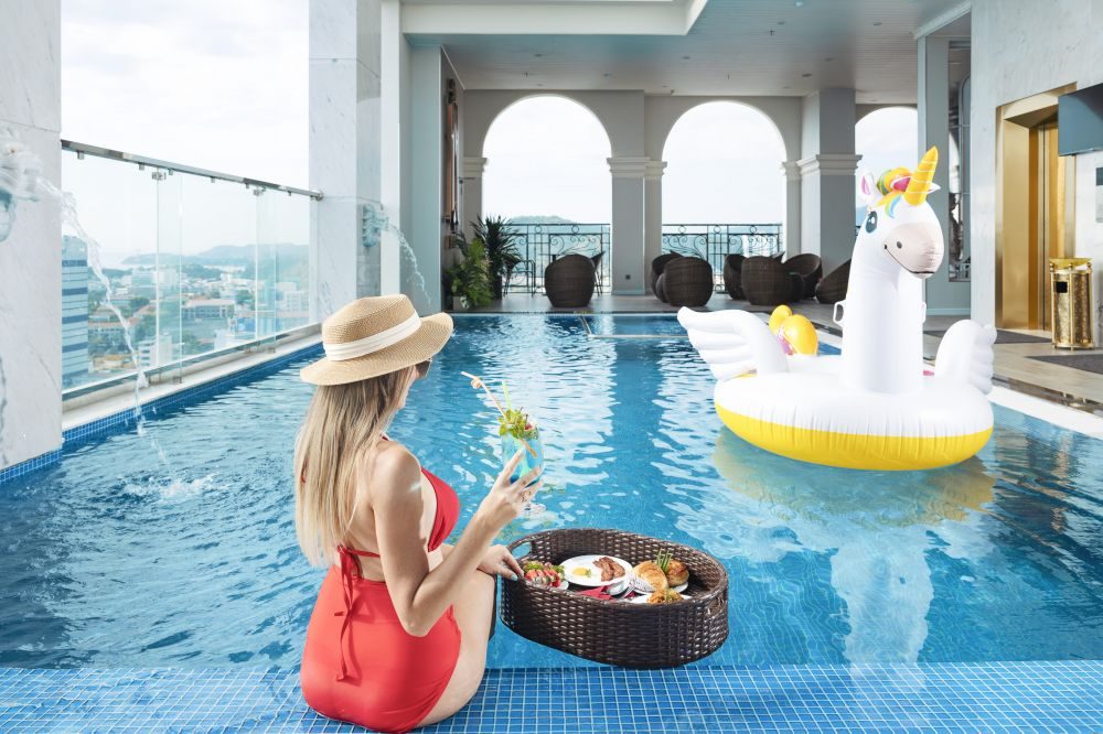 Avari Hotel