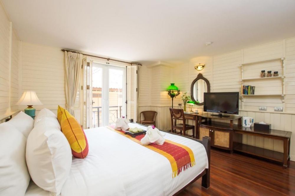 BUDDY LODGE HOTEL
