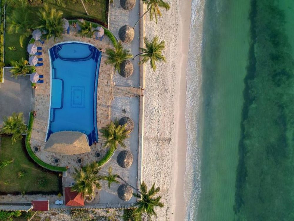 Sunny Palms Beach Bungalows