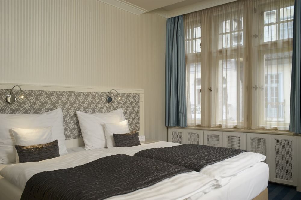 Atlantic palace