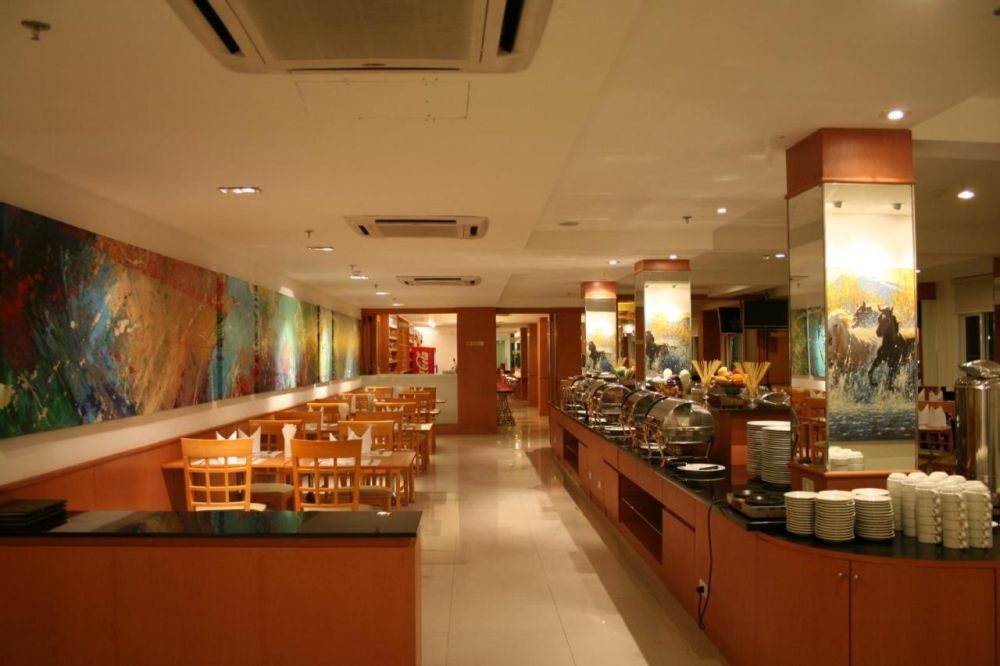 Baron Beach Hotel