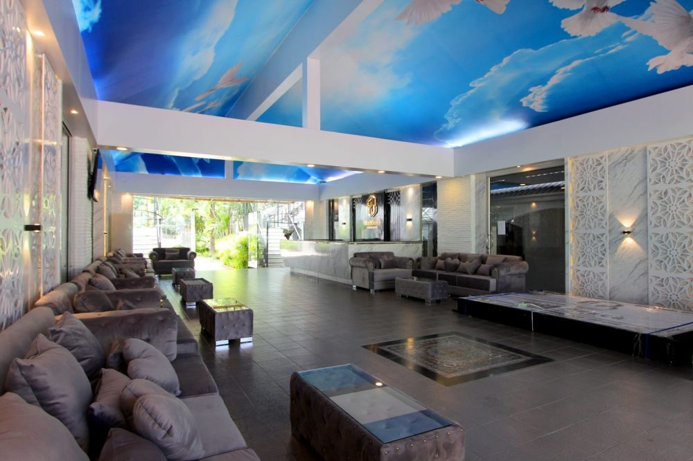 Pooh Beach Resort & Spa