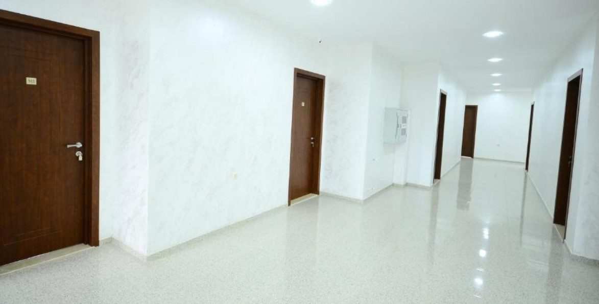 HOTEL 725 B