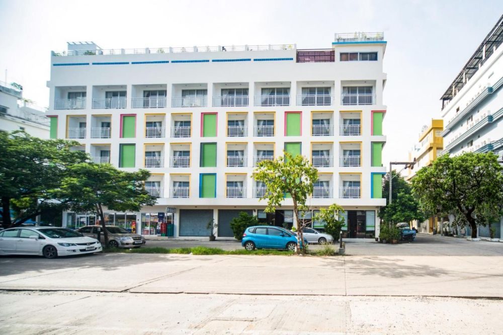 I DEE HOTEL PATONG