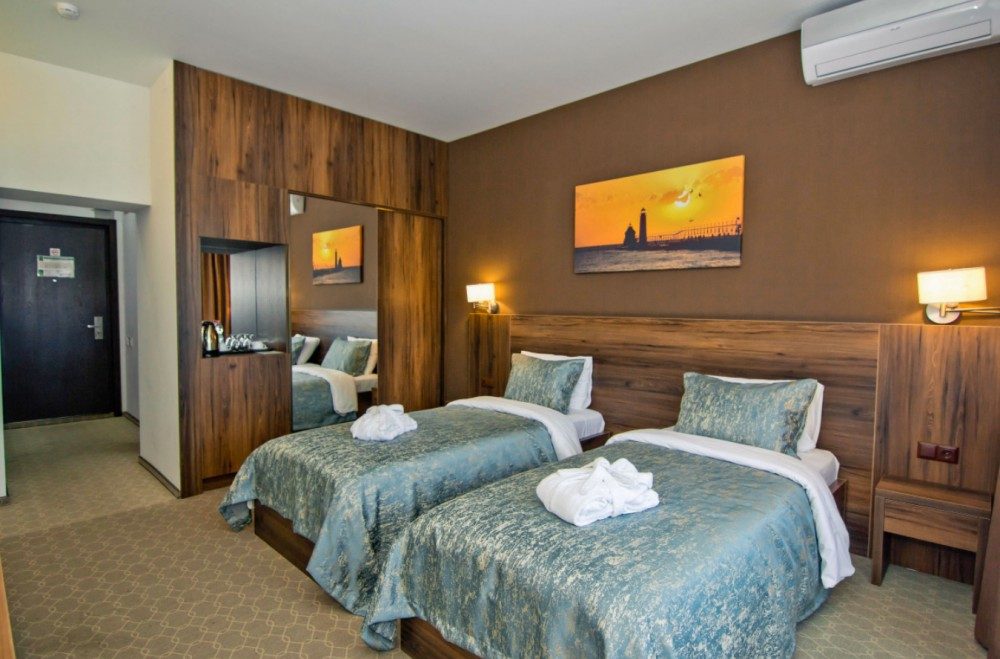 SKY INN