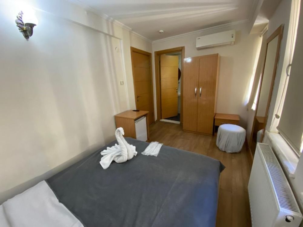 REYDEL HOTEL