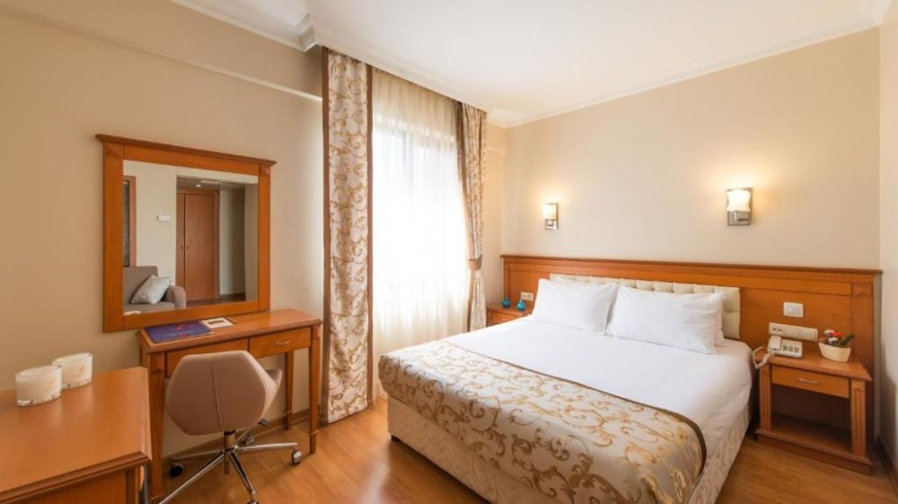 PRESTIGE HOTEL