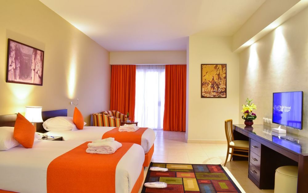 Parrotel Lagoon Resort