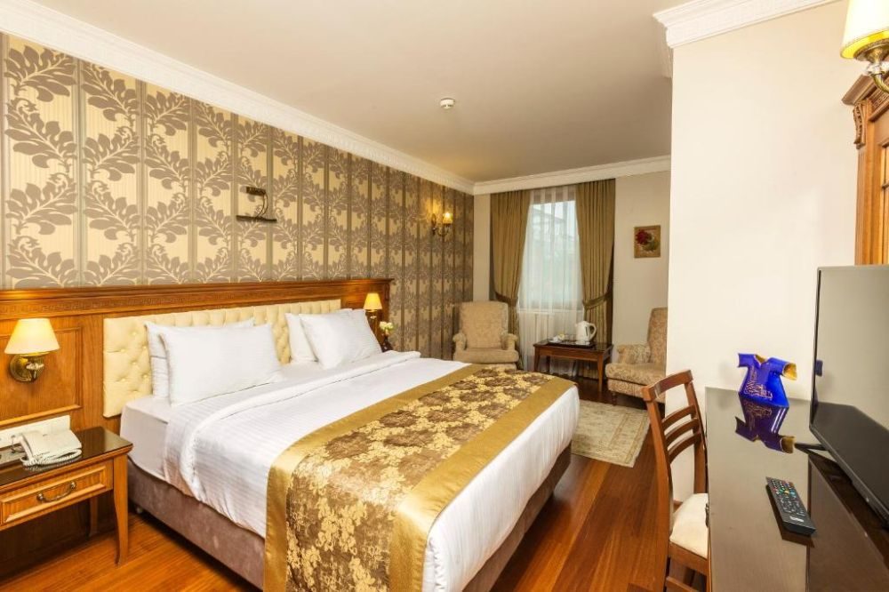 ACRA HOTEL