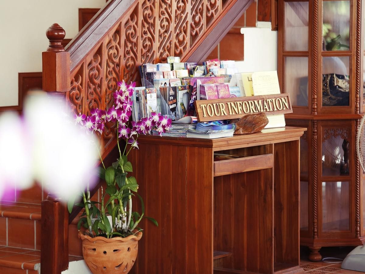 ORCHID HOUSE (THE)