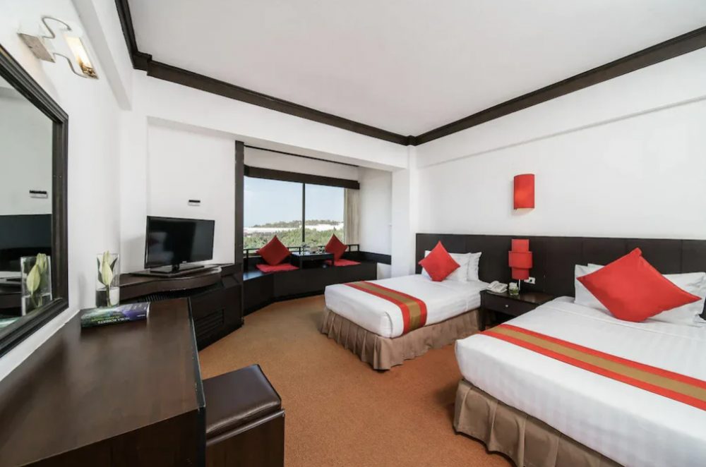 Mountain Beach Resort & Convention Center