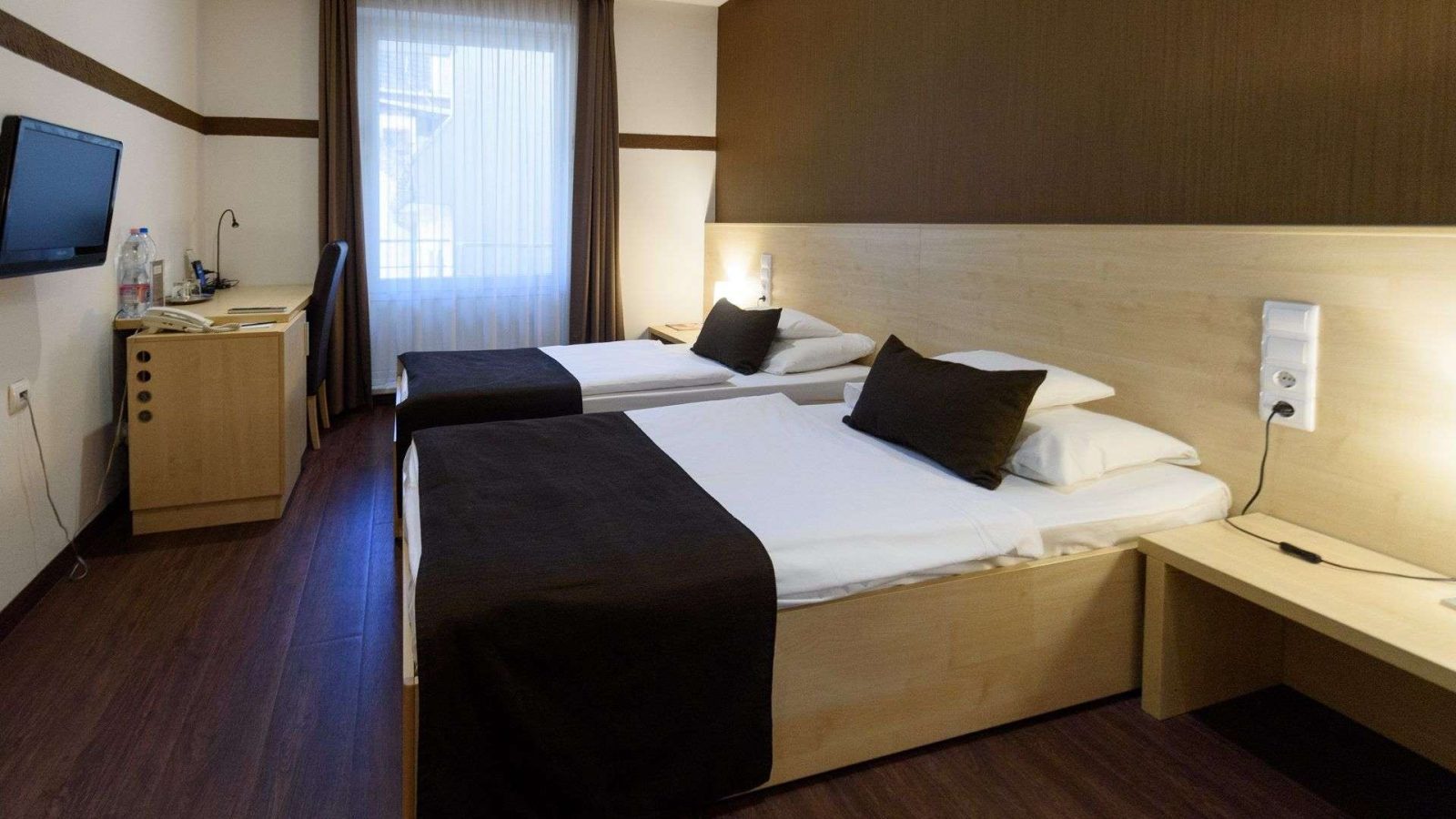 Promenade Сity Hotel