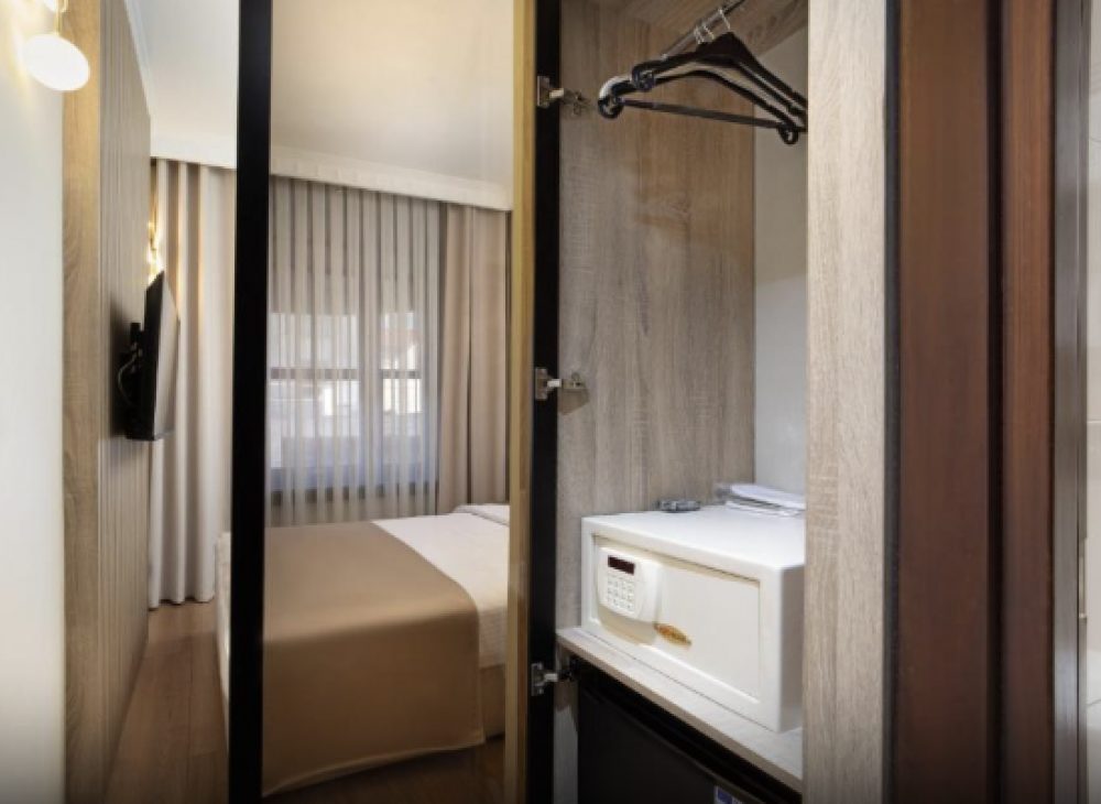 ATIK PALACE HOTEL