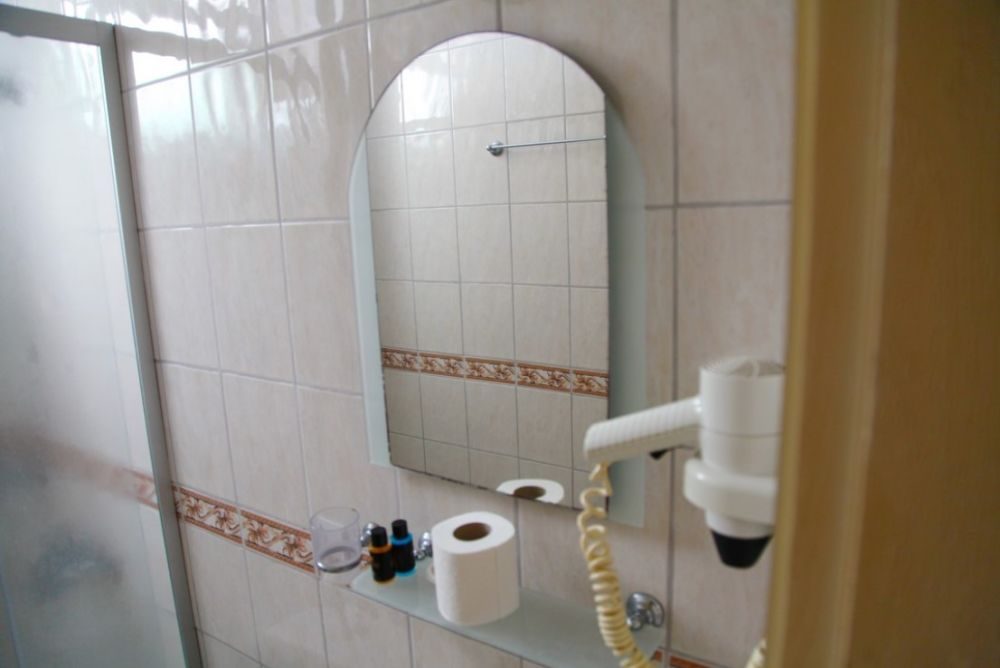 BEGONYA HOTEL