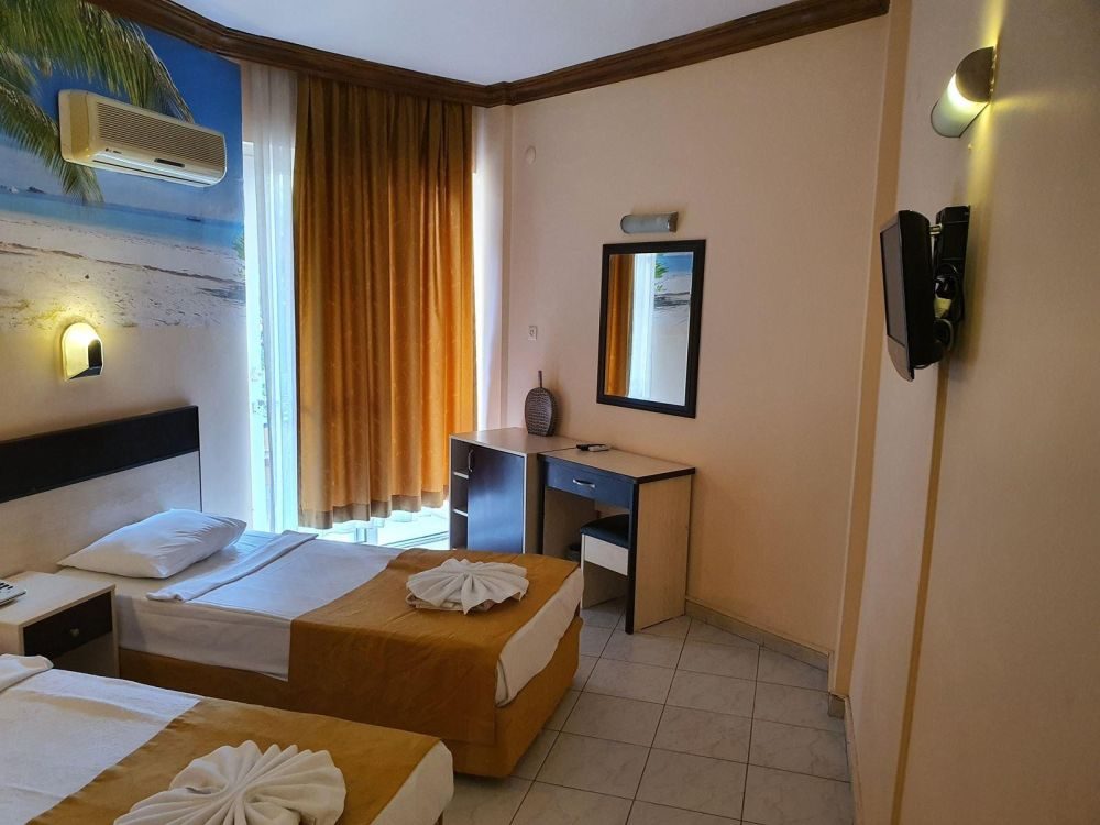 KLEOPATRA IKIZ HOTEL