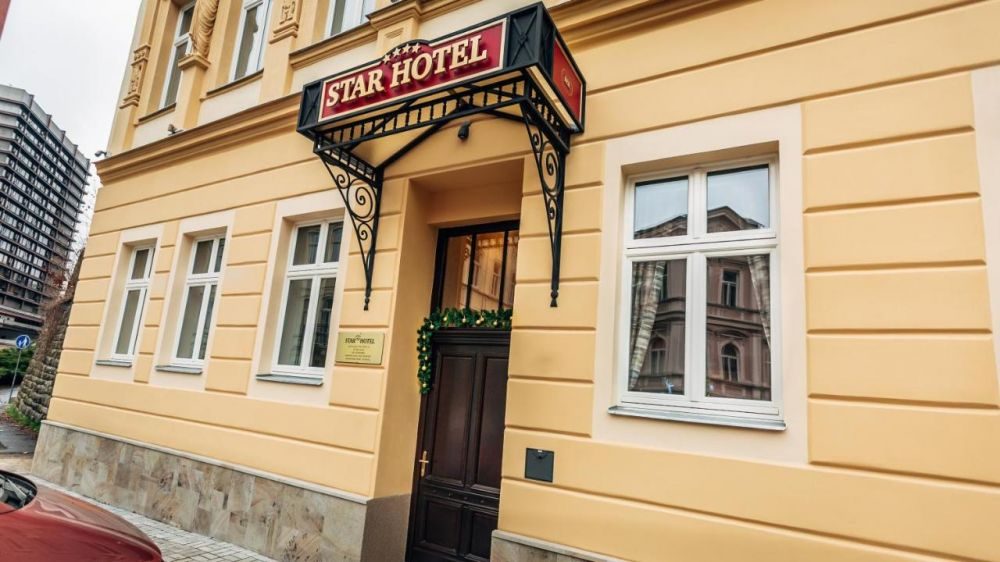 Star Hotel