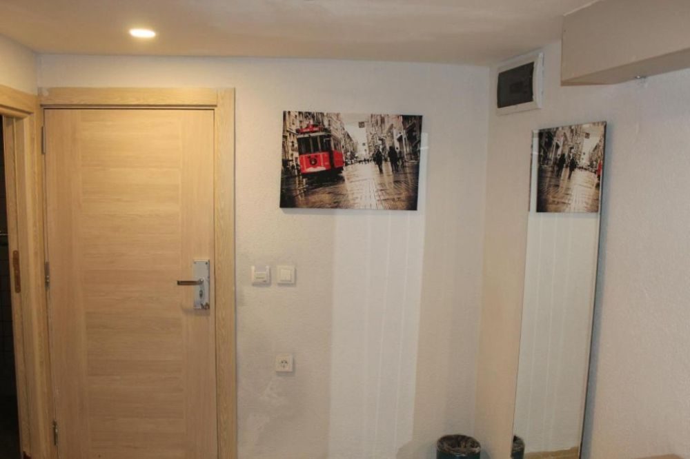 THE LOLA HOTEL