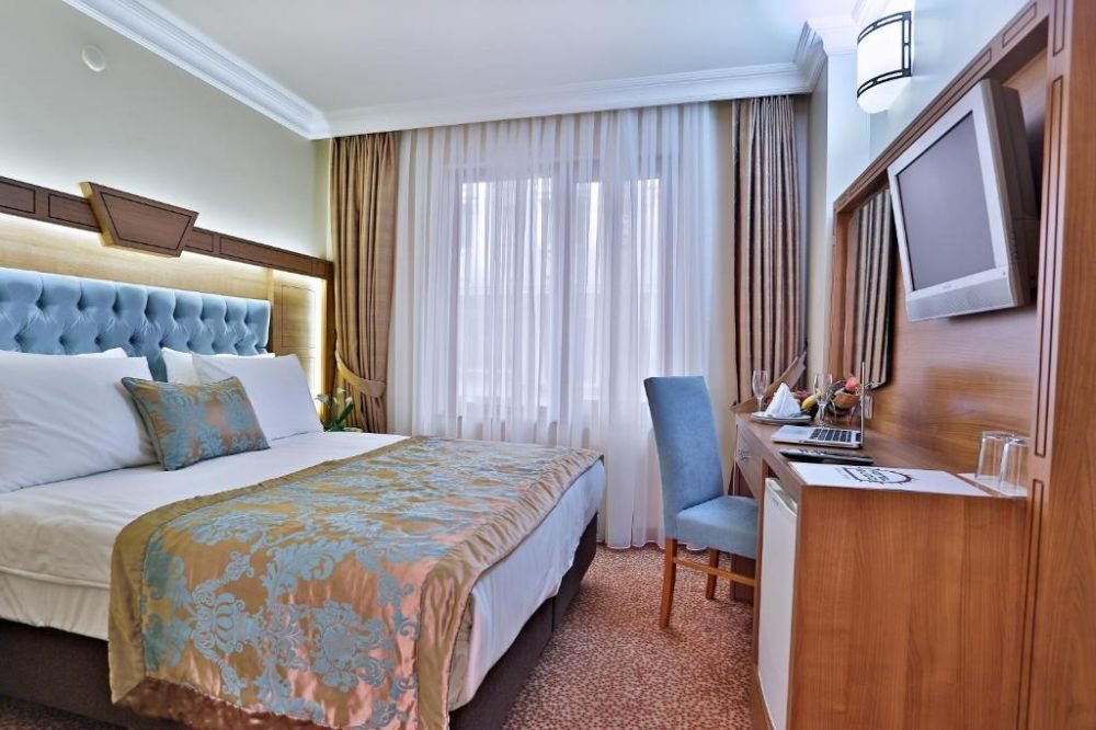 BUDO HOTEL