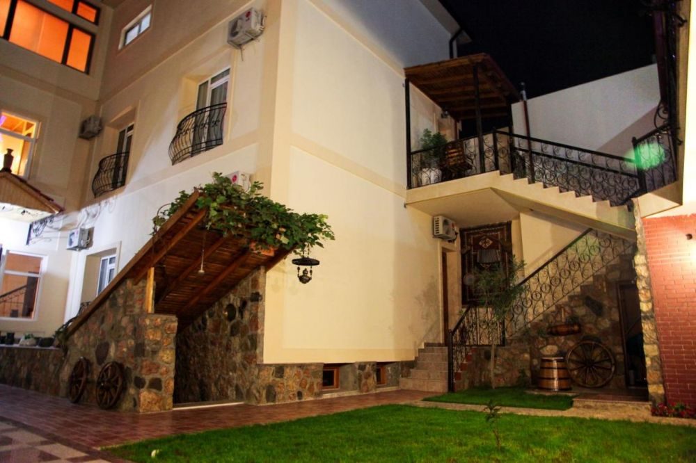 Mehmonxona fotolari East Legend Hotel