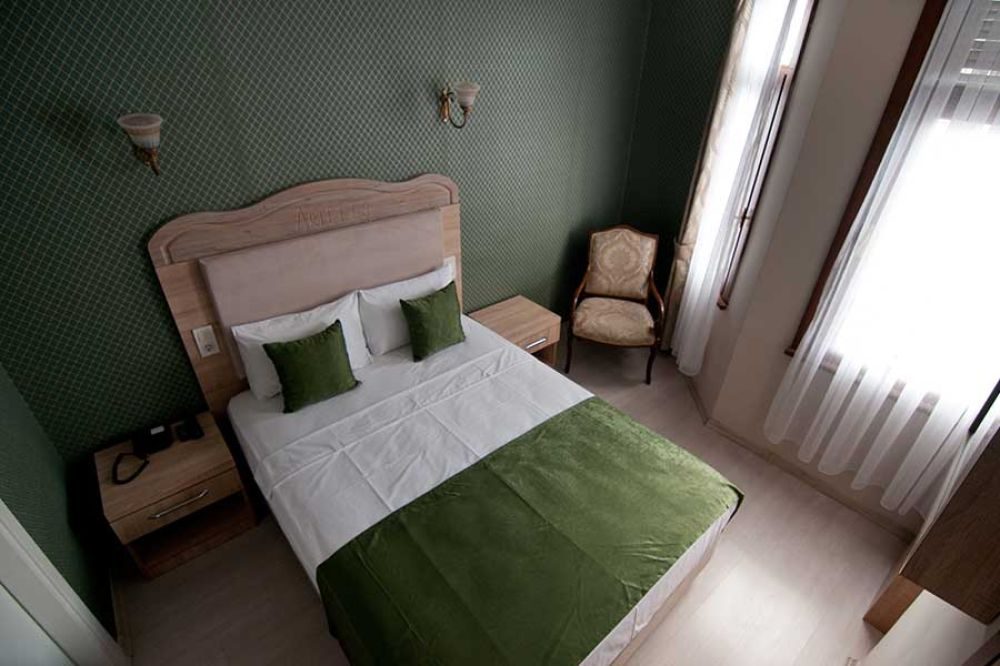 ARTEFES HOTEL