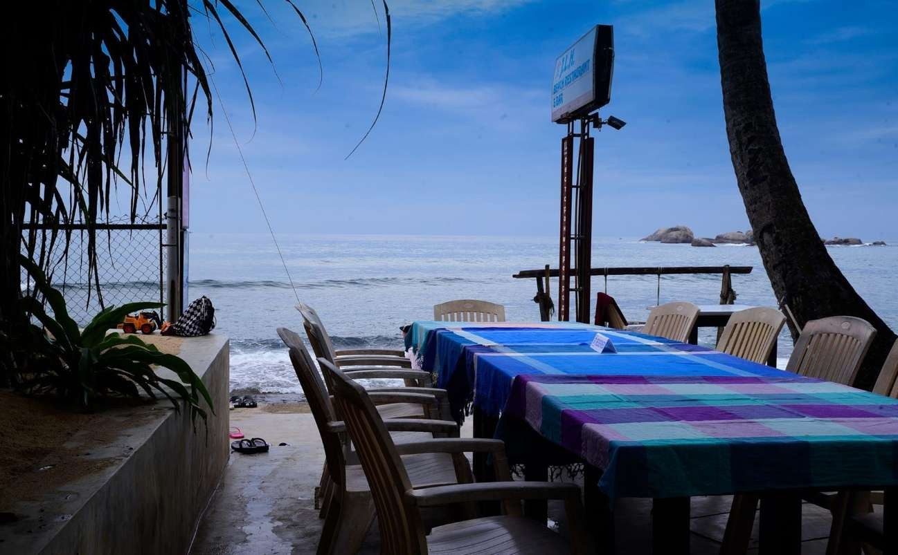 JLH Beach Hotel (ex Whispering Palms)