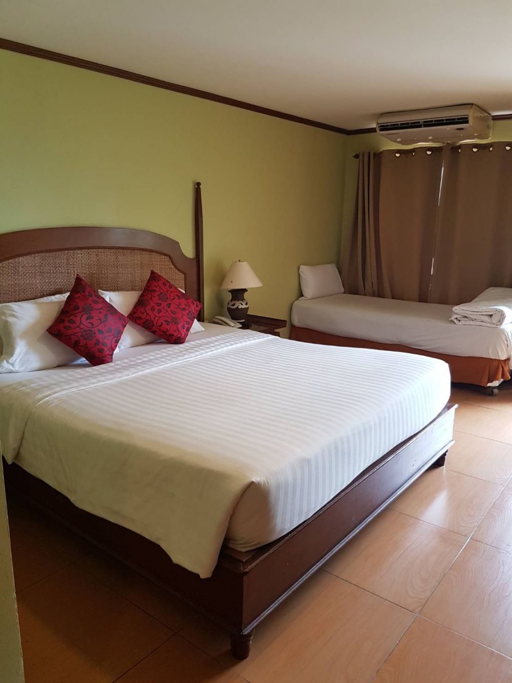 Phuphaya Resort