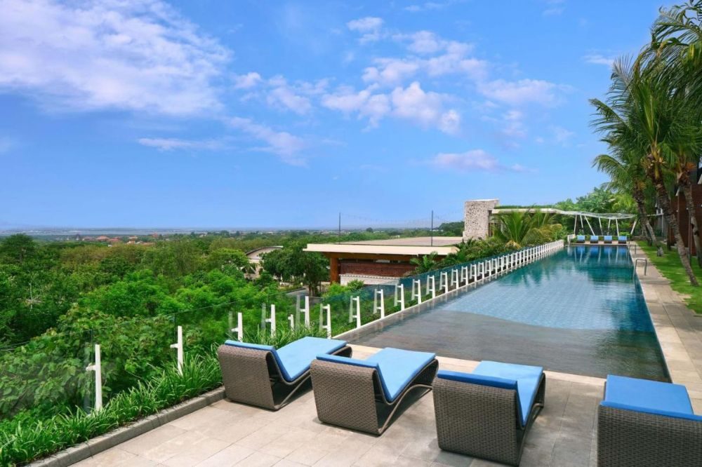 Фото отеля Four Points by Sheraton Bali, Ungasan