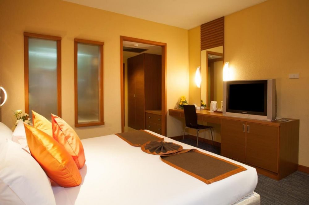 PHUKET MERLIN HOTEL