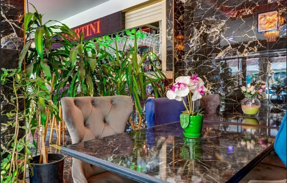 AVLION HOTEL