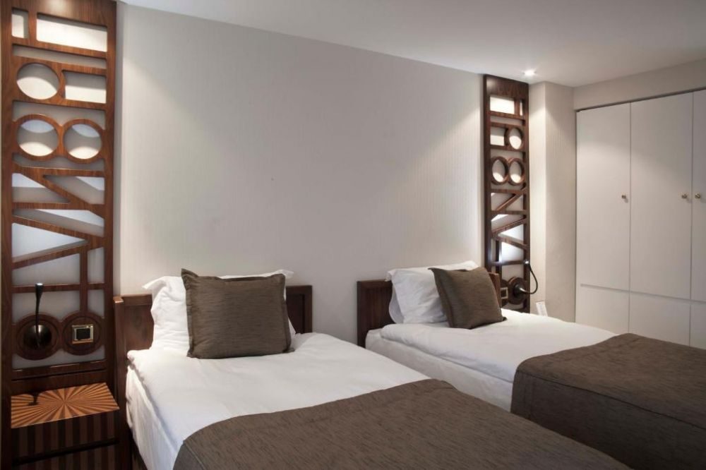 VICTORY HOTEL & SPA